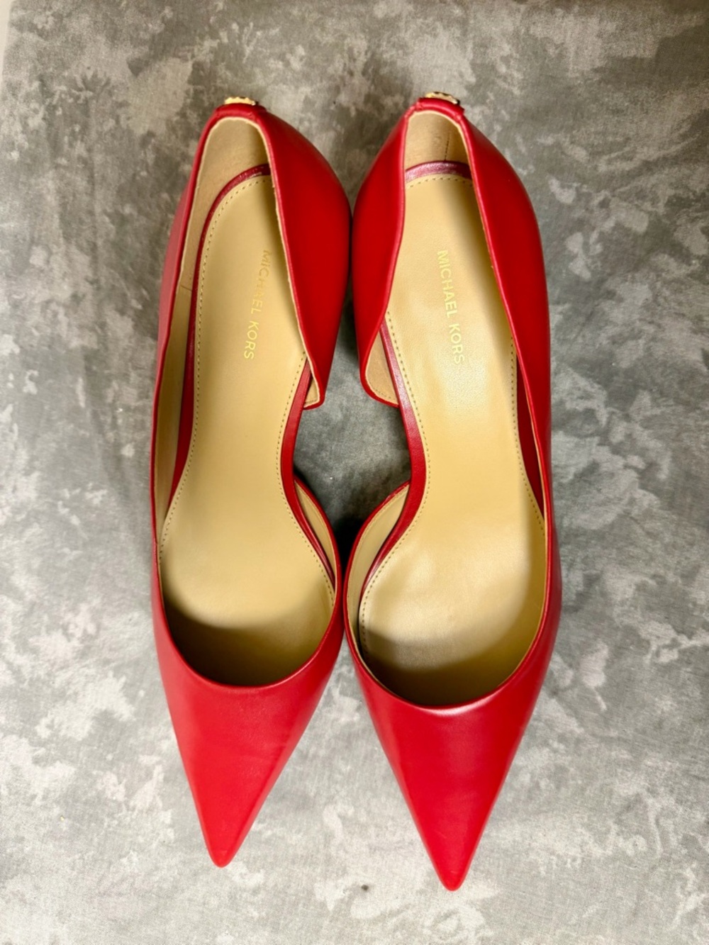 NEW MICHAEL Michael Kors Red Elyse Kitten Pumps Size 9 - Picture 4 of 17